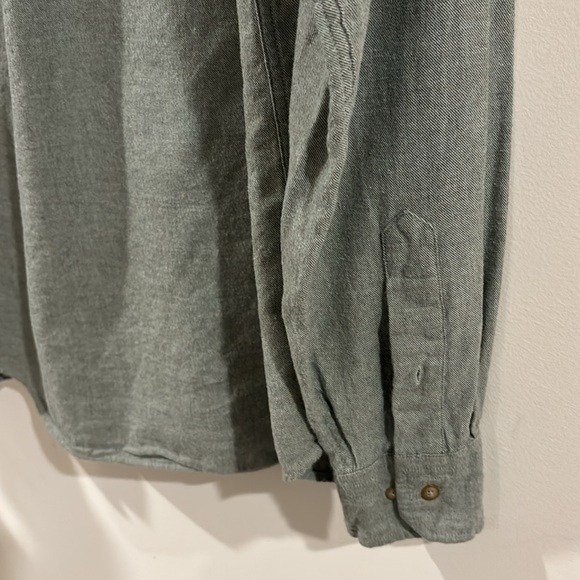 SOUTHERN TIDE Classic Fit Men’s Button Up 100% Cotton - Picture 9 of 9